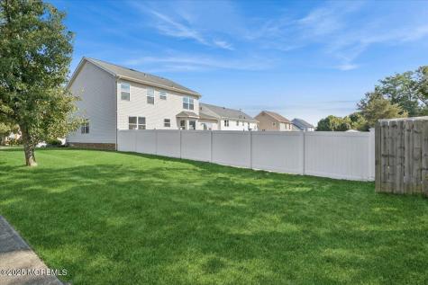 2 Higgins Court Howell NJ 07731