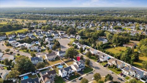 2 Higgins Court Howell NJ 07731