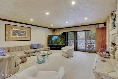 17 Emerald Drive Morganville NJ 07751