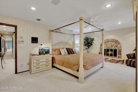 17 Emerald Drive Morganville NJ 07751