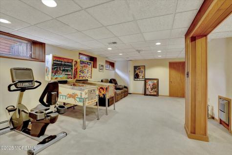 17 Emerald Drive Morganville NJ 07751
