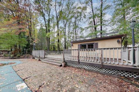 17 Emerald Drive Morganville NJ 07751