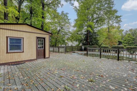 17 Emerald Drive Morganville NJ 07751