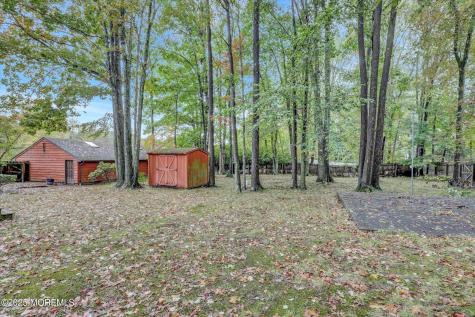 17 Emerald Drive Morganville NJ 07751