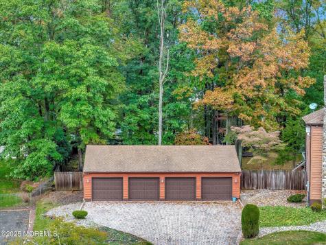 17 Emerald Drive Morganville NJ 07751