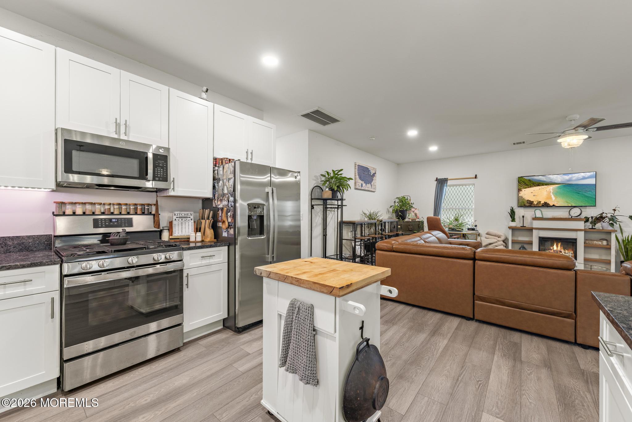 413 S Green Street Tuckerton NJ 08087