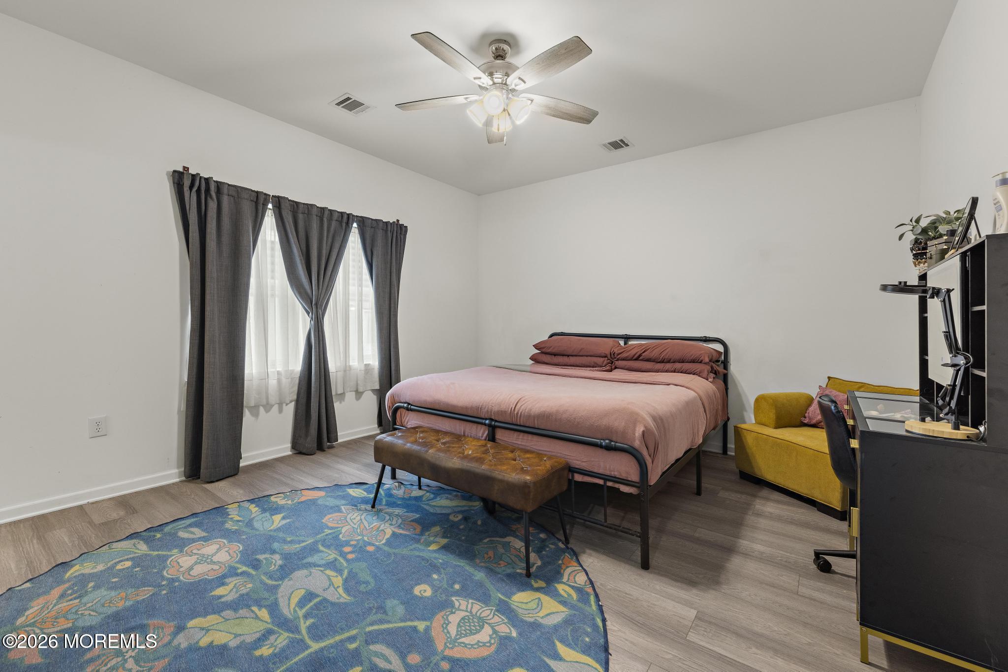413 S Green Street Tuckerton NJ 08087