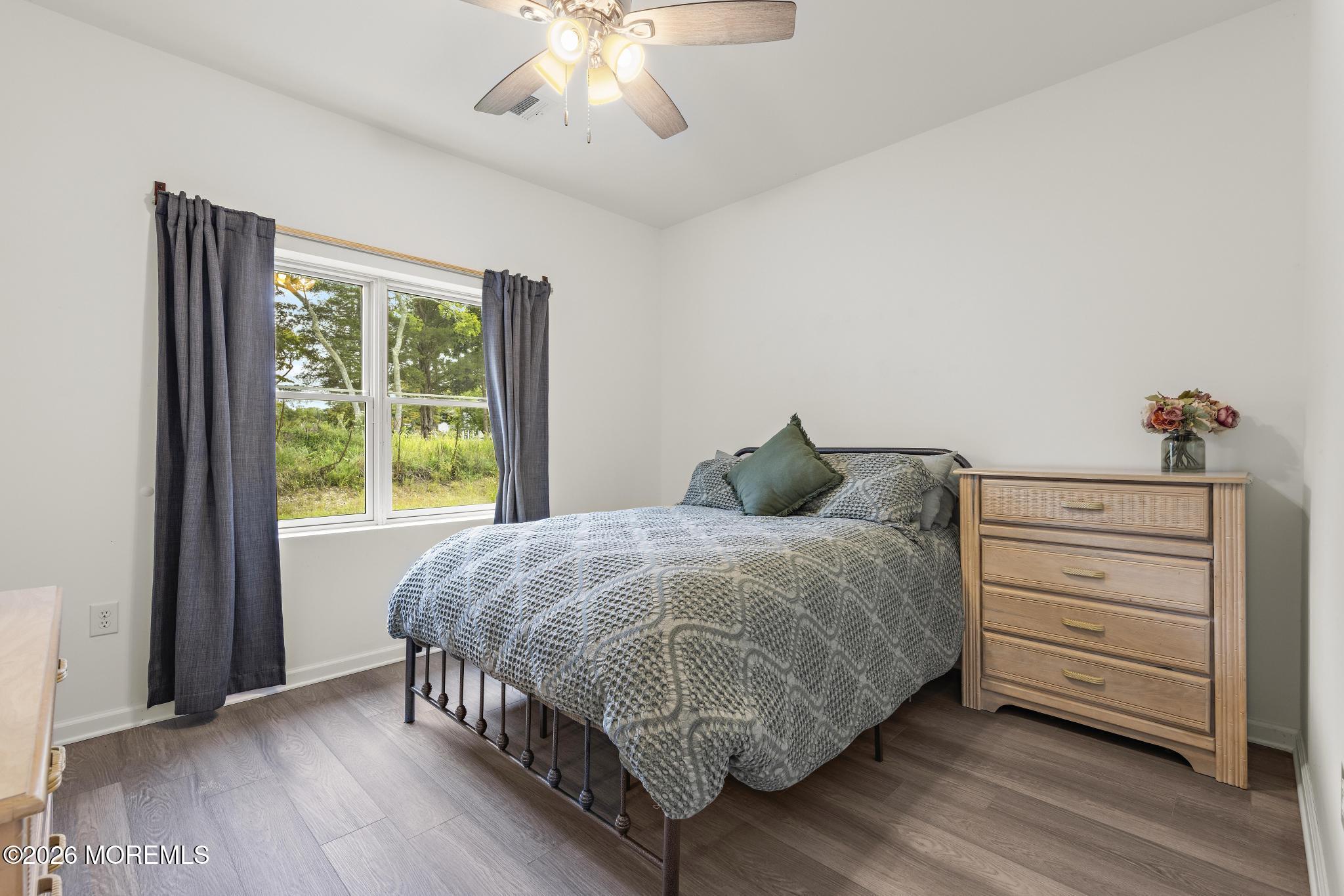 413 S Green Street Tuckerton NJ 08087