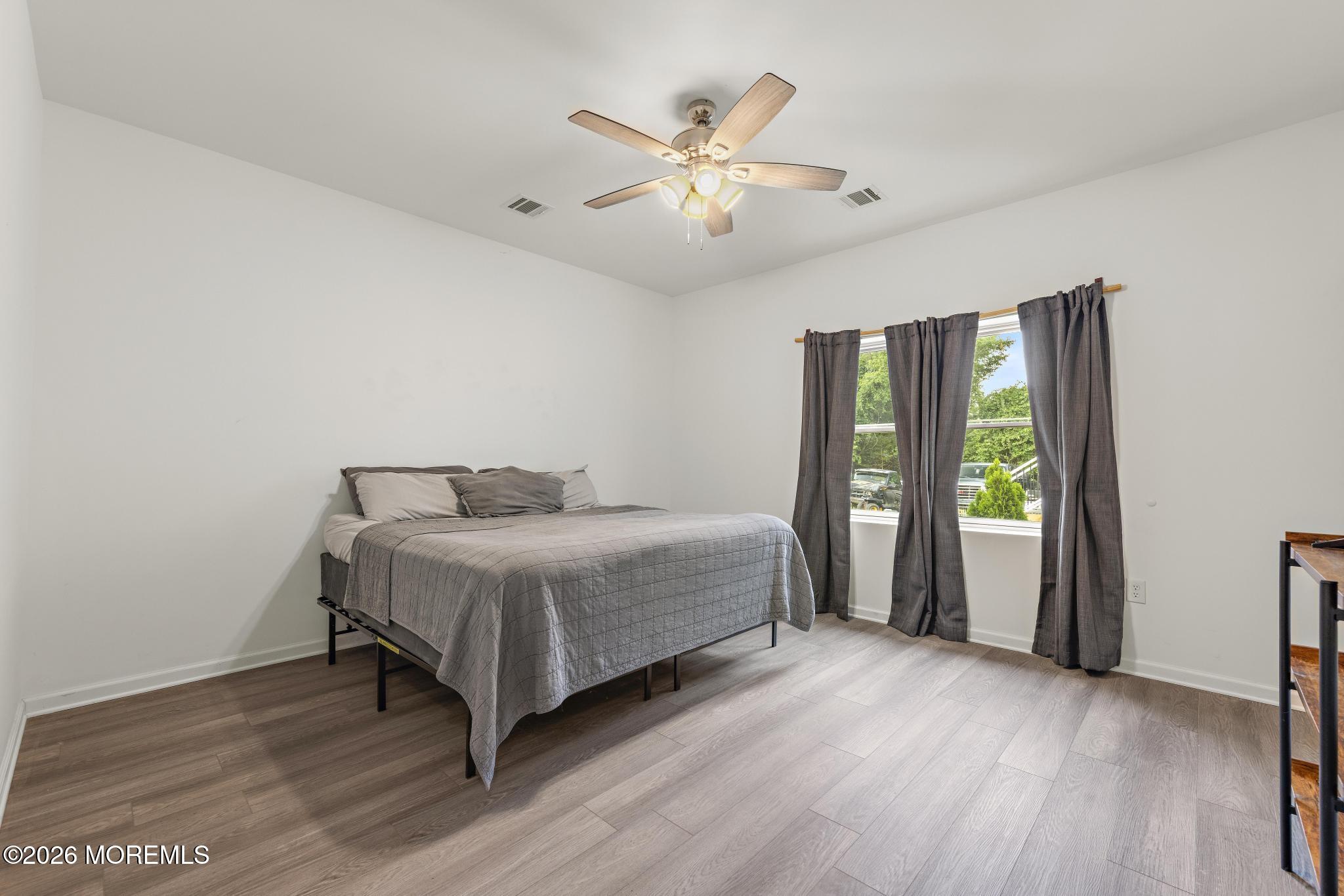 413 S Green Street Tuckerton NJ 08087