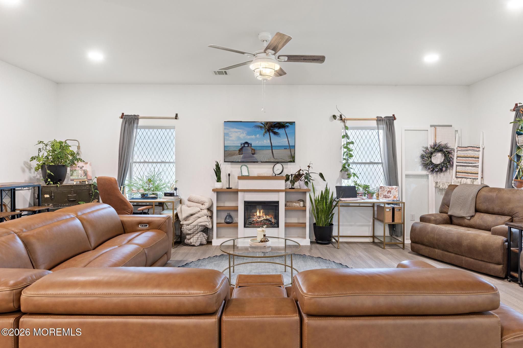 413 S Green Street Tuckerton NJ 08087
