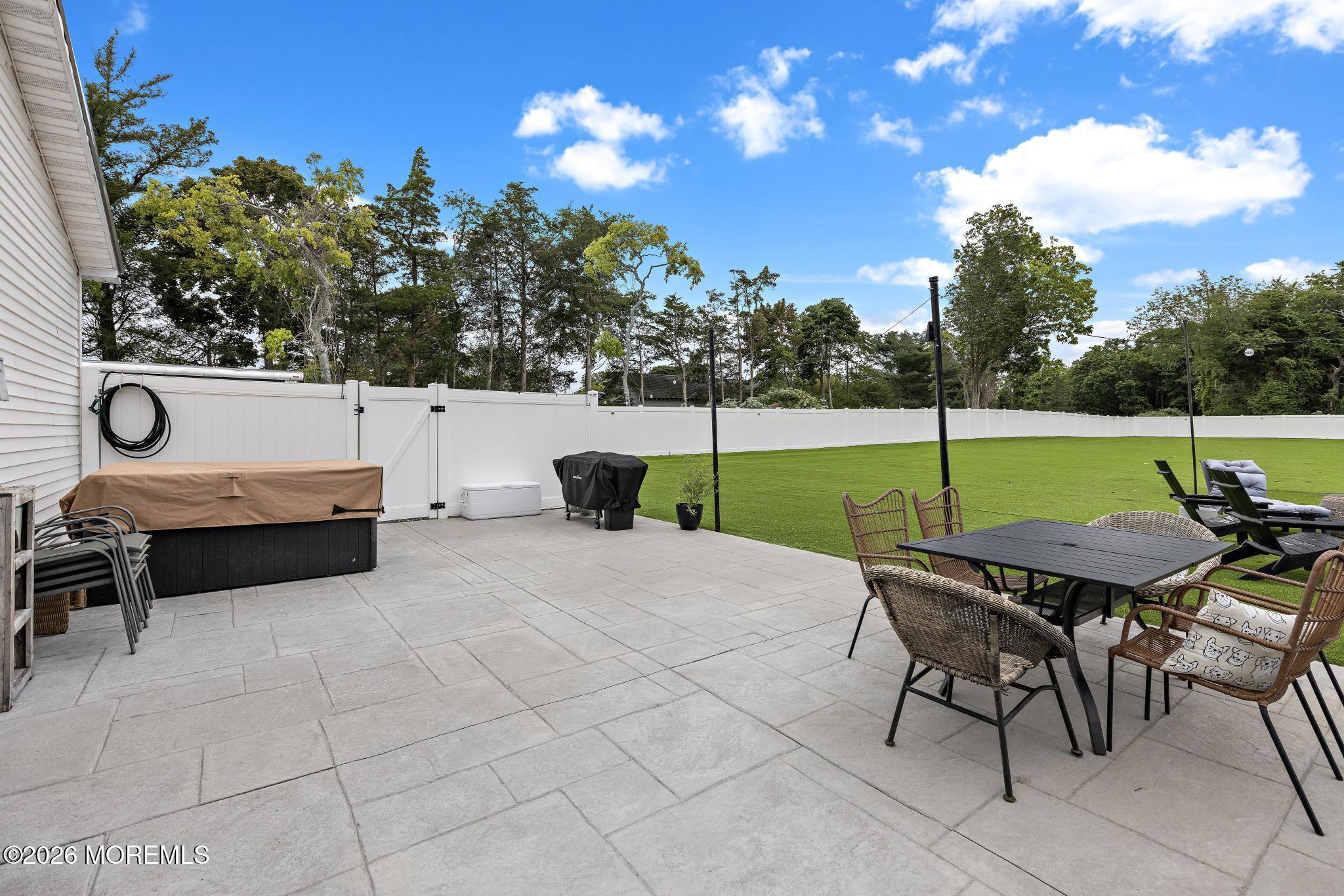 413 S Green Street Tuckerton NJ 08087