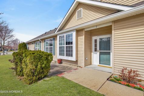2 Winkle Court Manchester NJ 08759