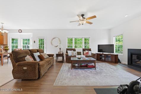 7 Cherry Tree Lane Cream Ridge NJ 08514