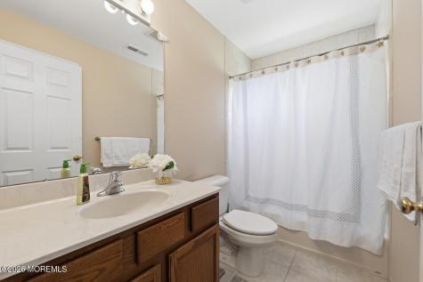 7 Cherry Tree Lane Cream Ridge NJ 08514