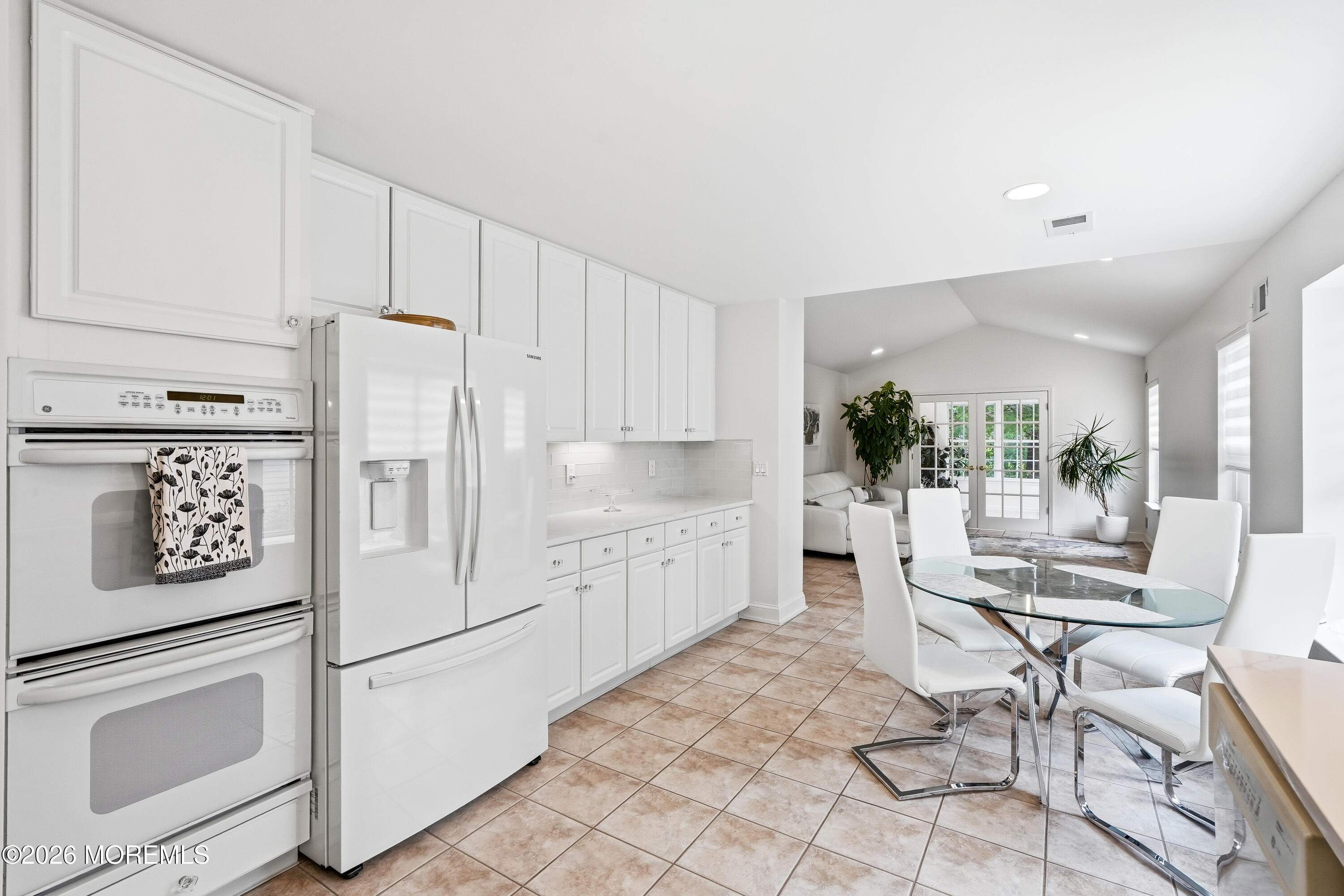 39 Valley Stream Lane Lakewood NJ 08701