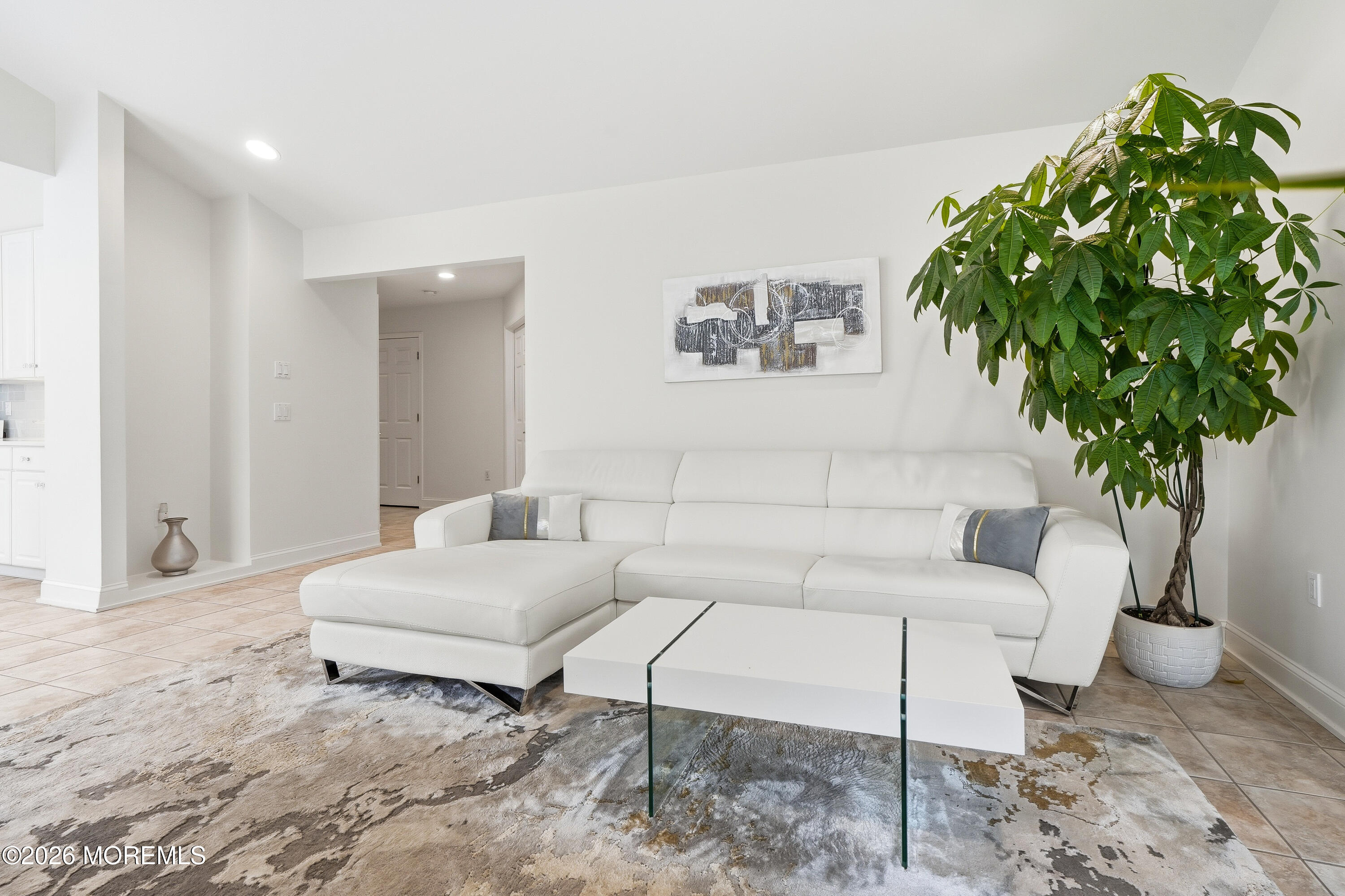 39 Valley Stream Lane Lakewood NJ 08701