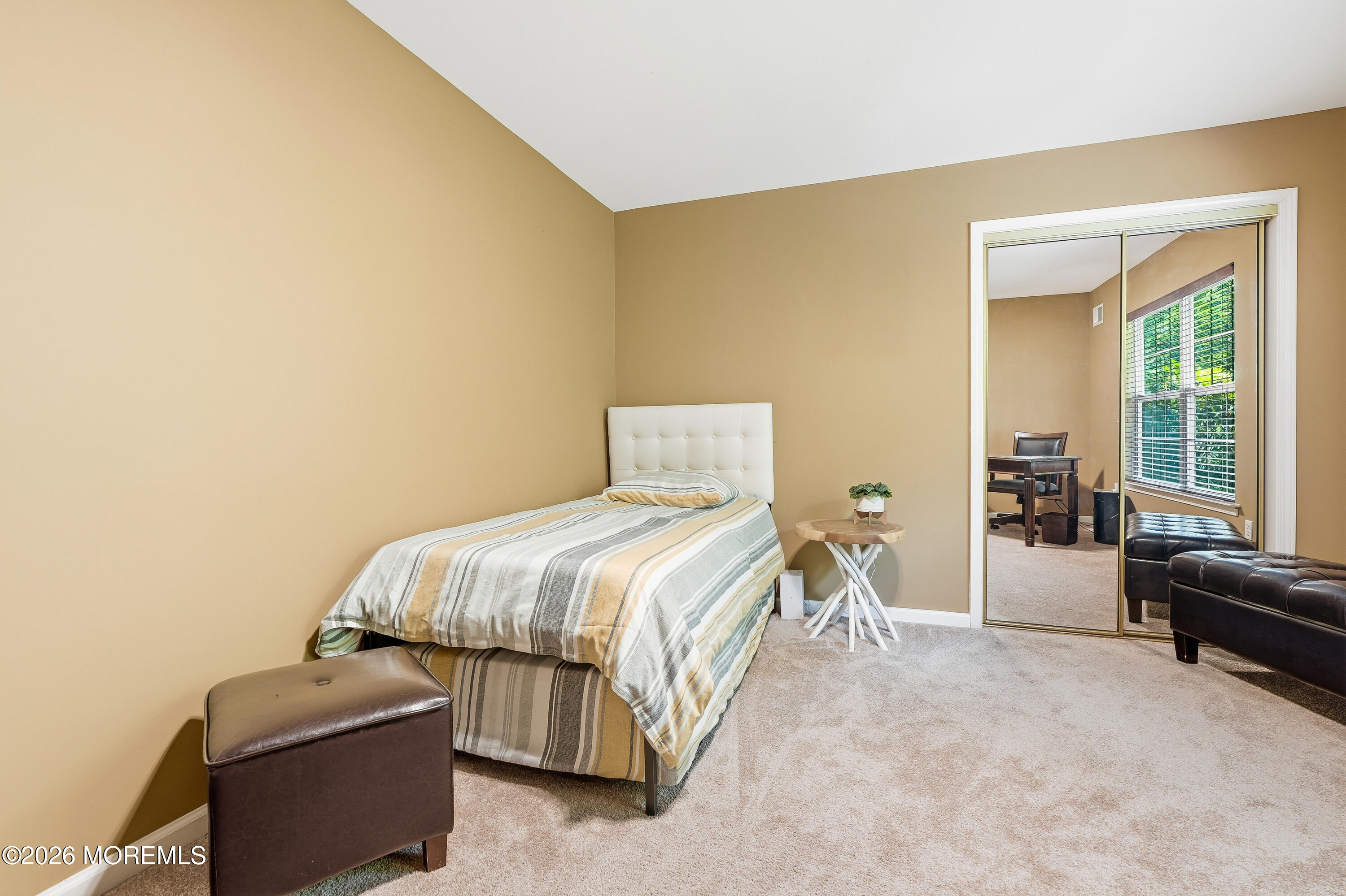 39 Valley Stream Lane Lakewood NJ 08701