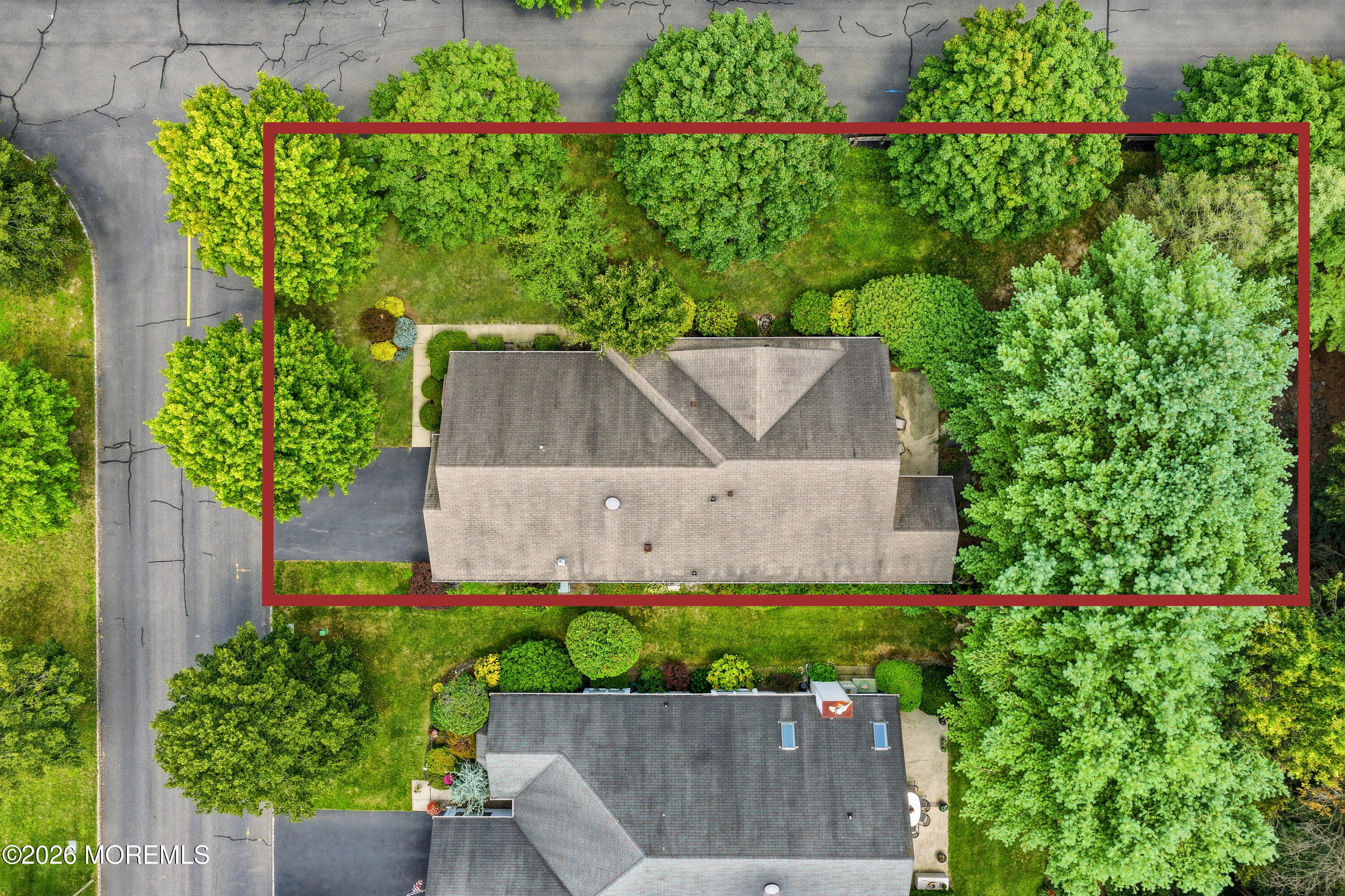 39 Valley Stream Lane Lakewood NJ 08701