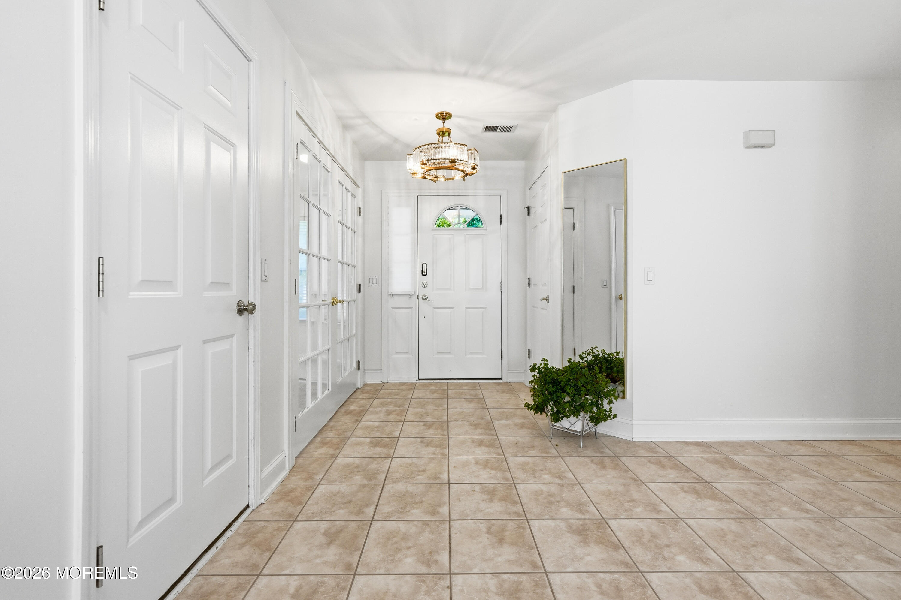 39 Valley Stream Lane Lakewood NJ 08701