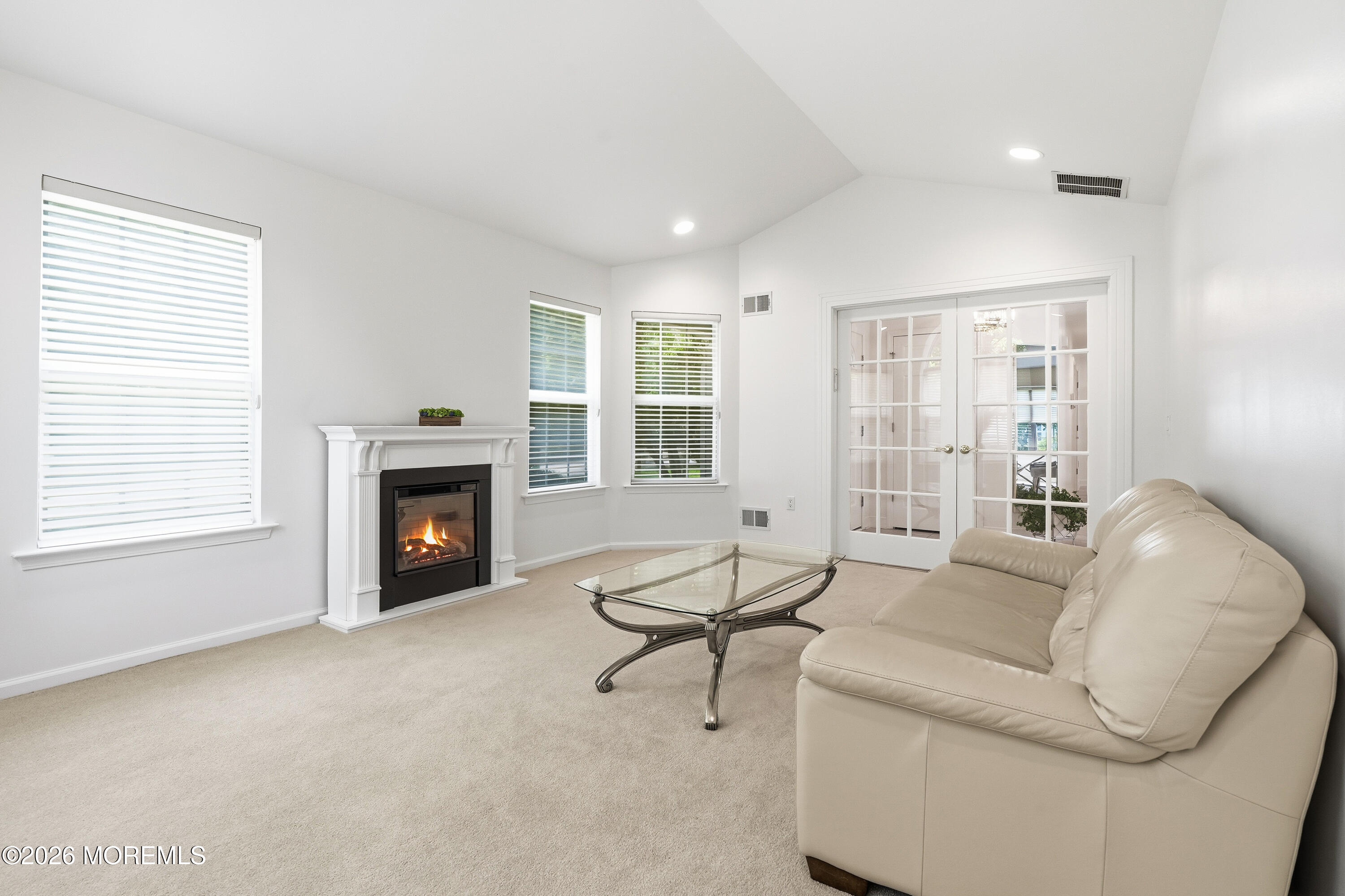 39 Valley Stream Lane Lakewood NJ 08701