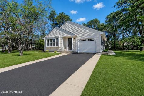 44 Penwood Drive Whiting NJ 08759