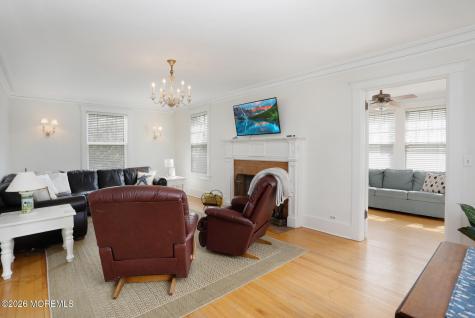 340 E Main Street Manasquan NJ 08736