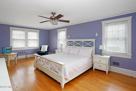 340 E Main Street Manasquan NJ 08736