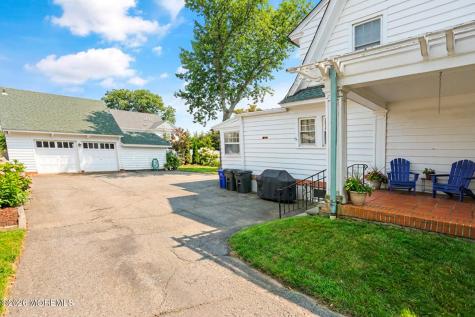 340 E Main Street Manasquan NJ 08736
