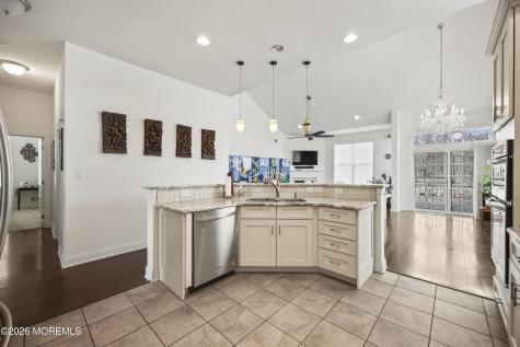 188 Campbell Court Shrewsbury Boro NJ 07702