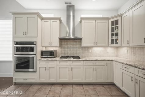 188 Campbell Court Shrewsbury Boro NJ 07702