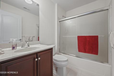 188 Campbell Court Shrewsbury Boro NJ 07702