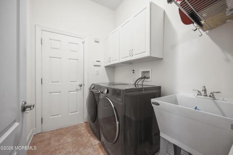 188 Campbell Court Shrewsbury Boro NJ 07702