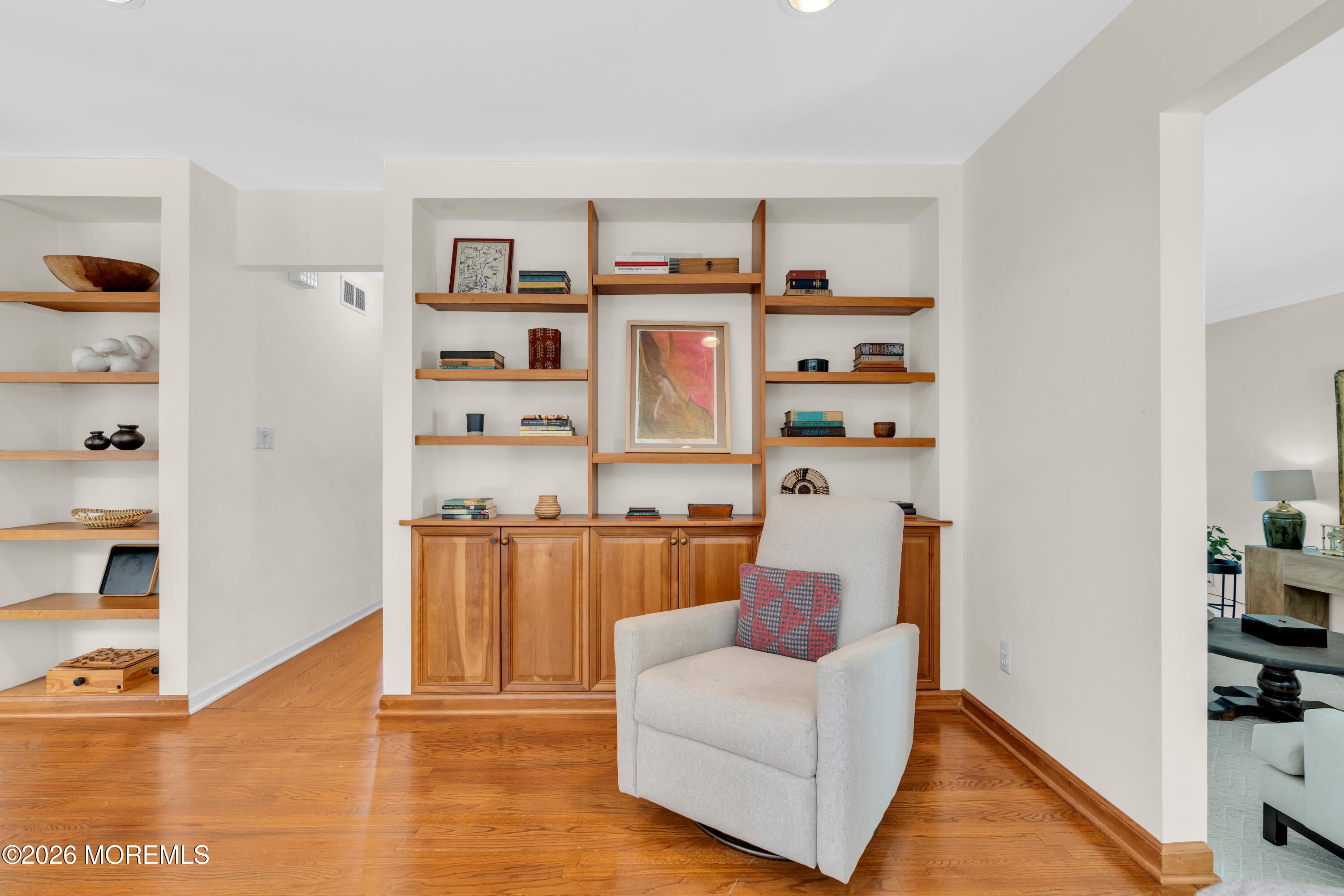 27 Circle Lane Little Silver NJ 07739