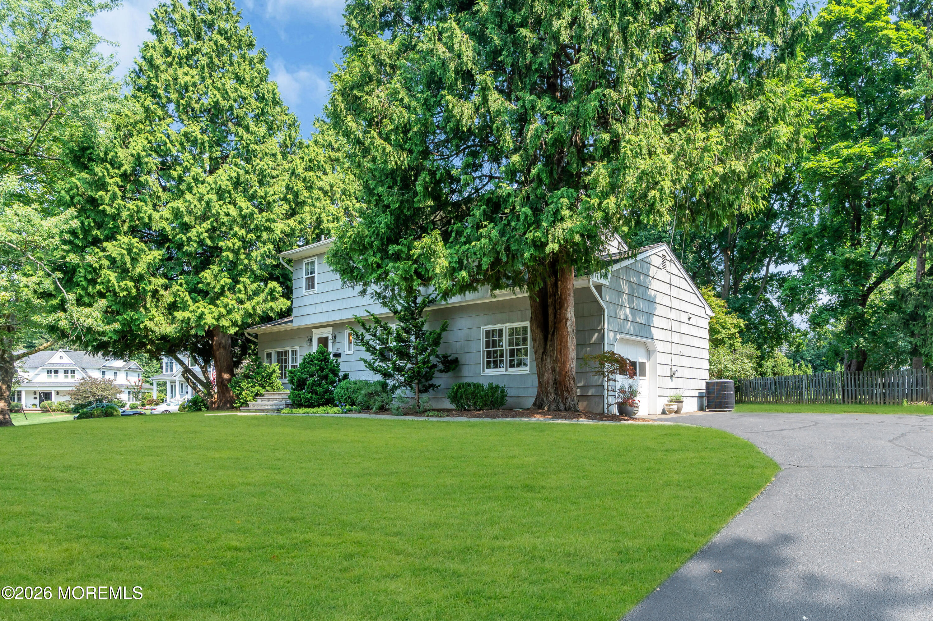 27 Circle Lane Little Silver NJ 07739