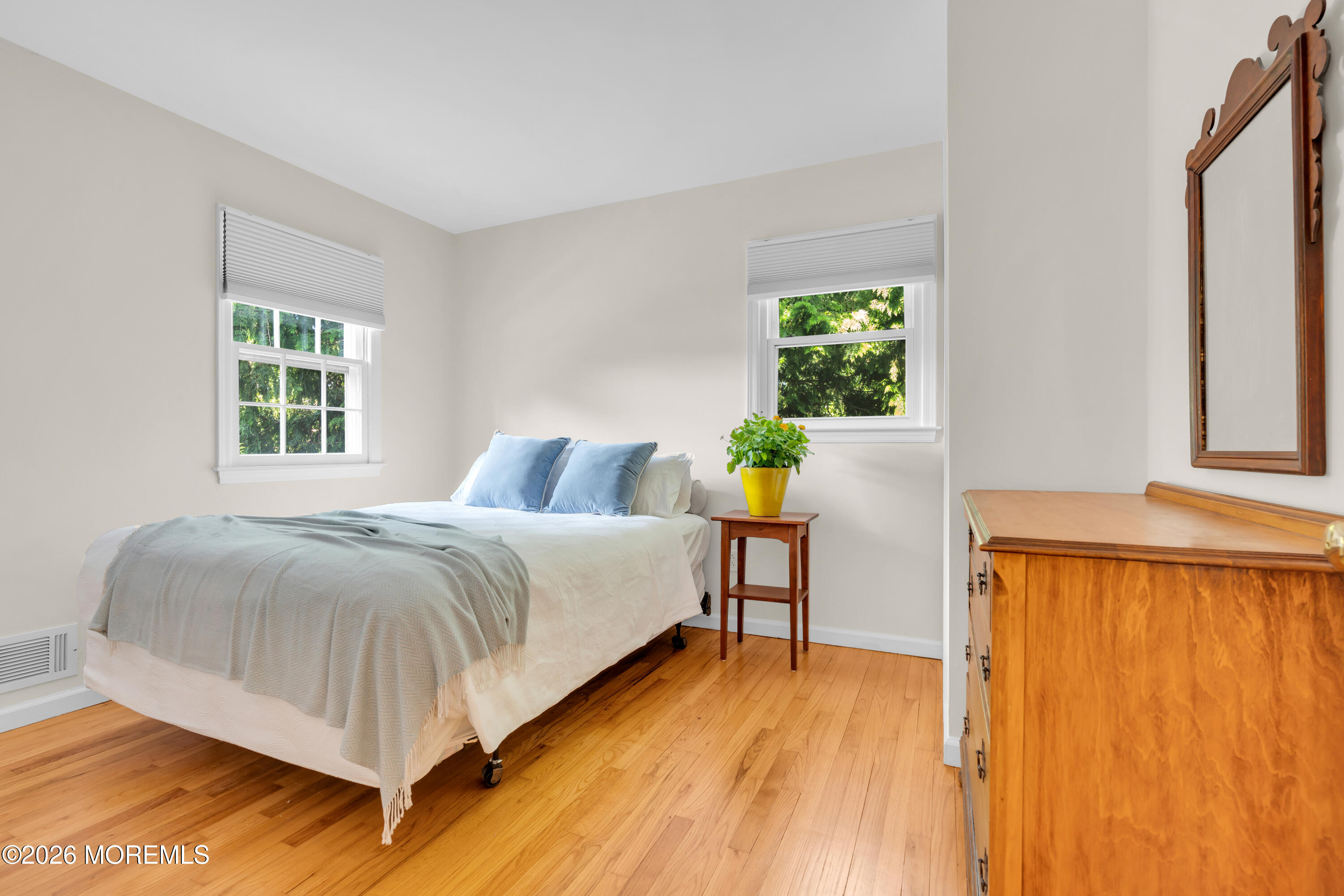 27 Circle Lane Little Silver NJ 07739