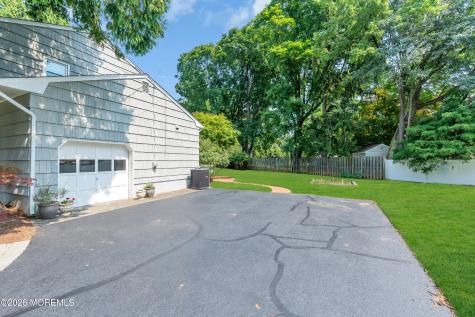 27 Circle Lane Little Silver NJ 07739
