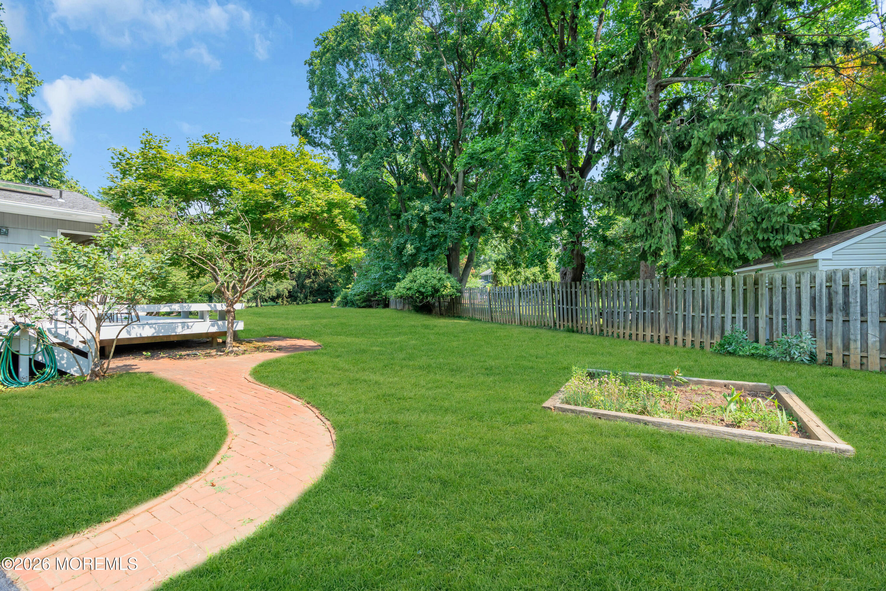27 Circle Lane Little Silver NJ 07739