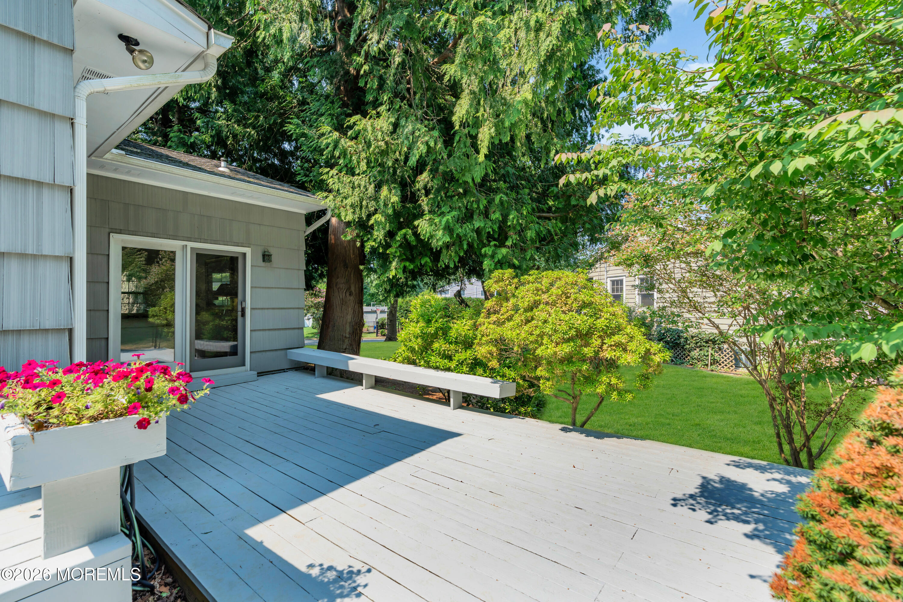 27 Circle Lane Little Silver NJ 07739