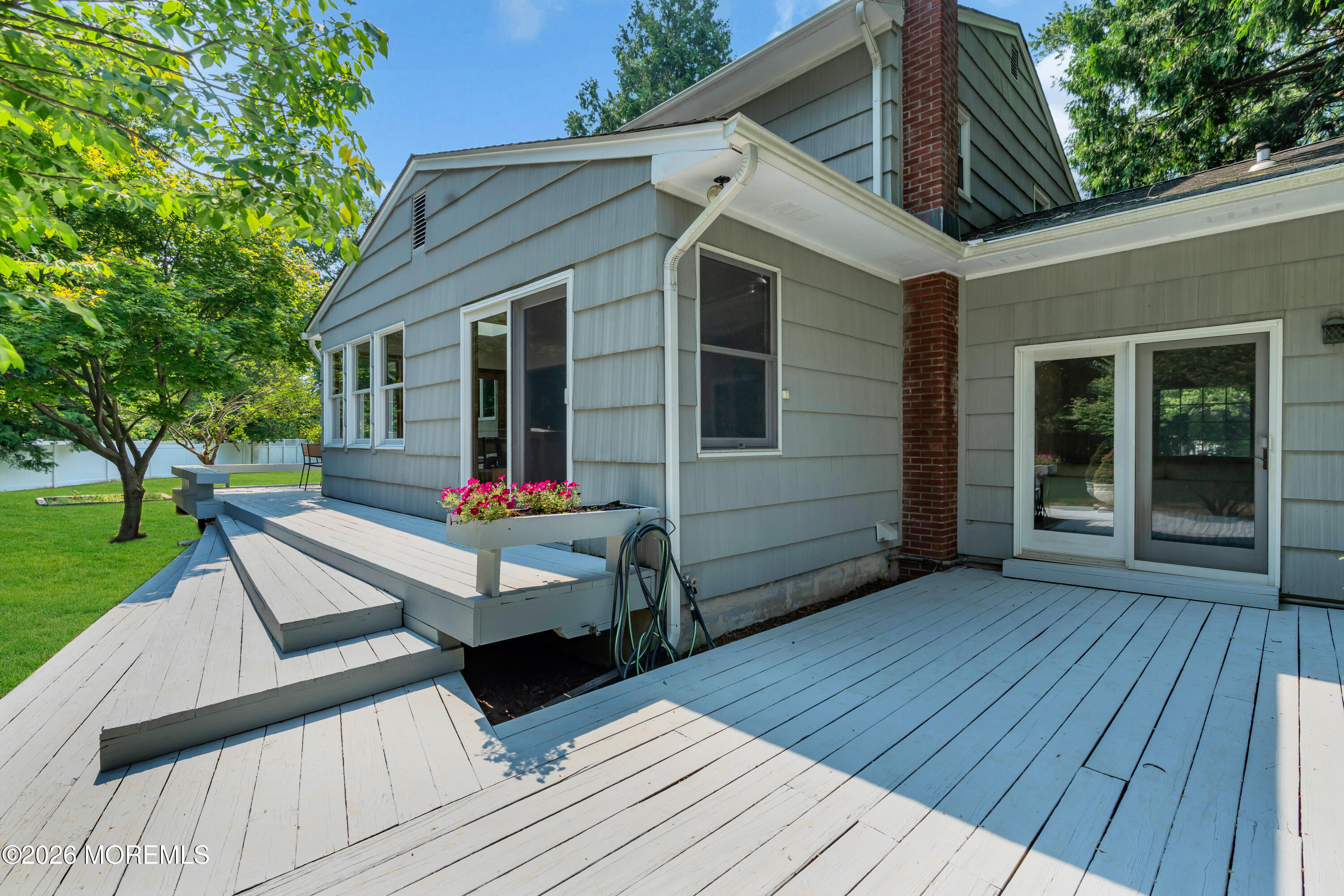27 Circle Lane Little Silver NJ 07739