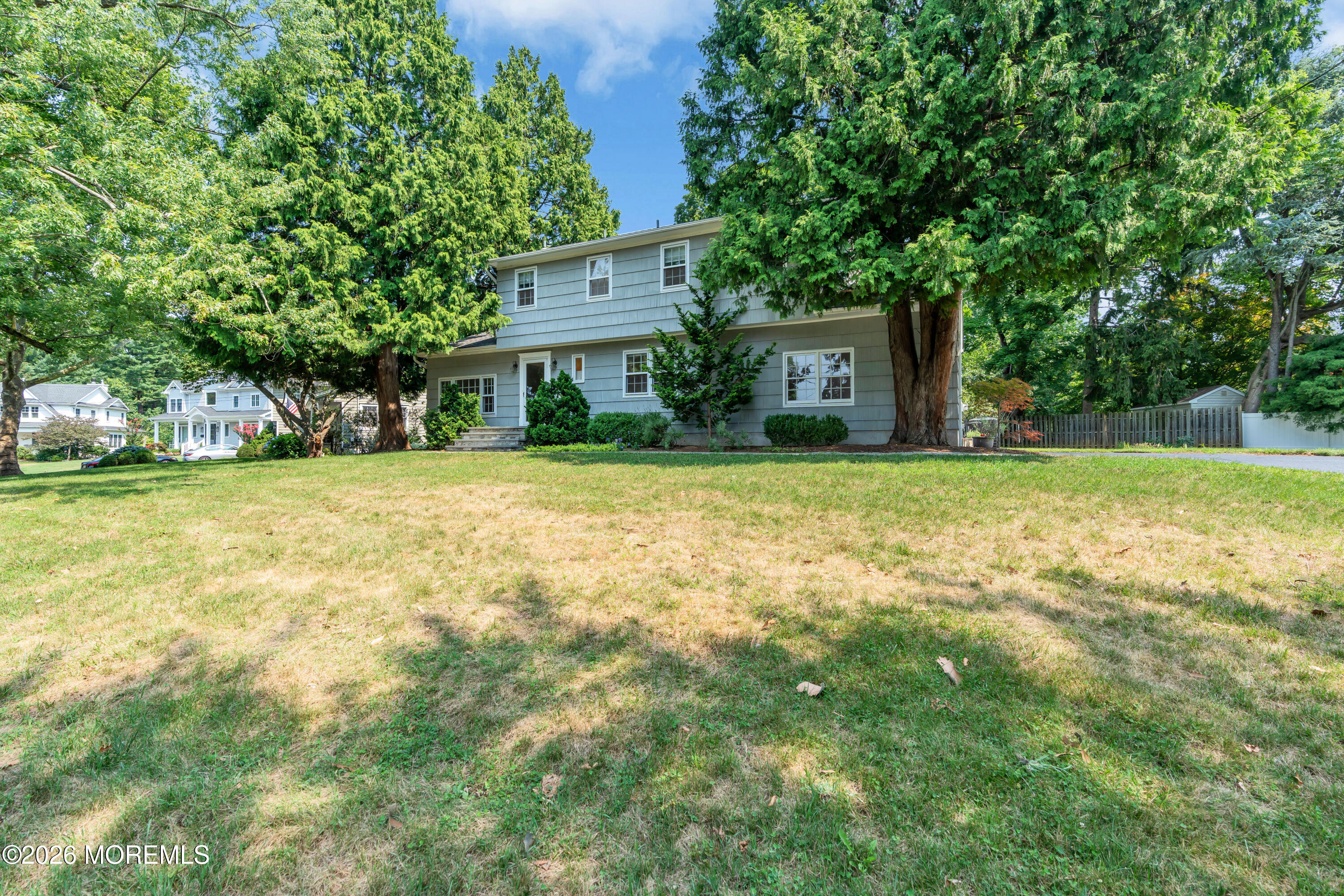 27 Circle Lane Little Silver NJ 07739