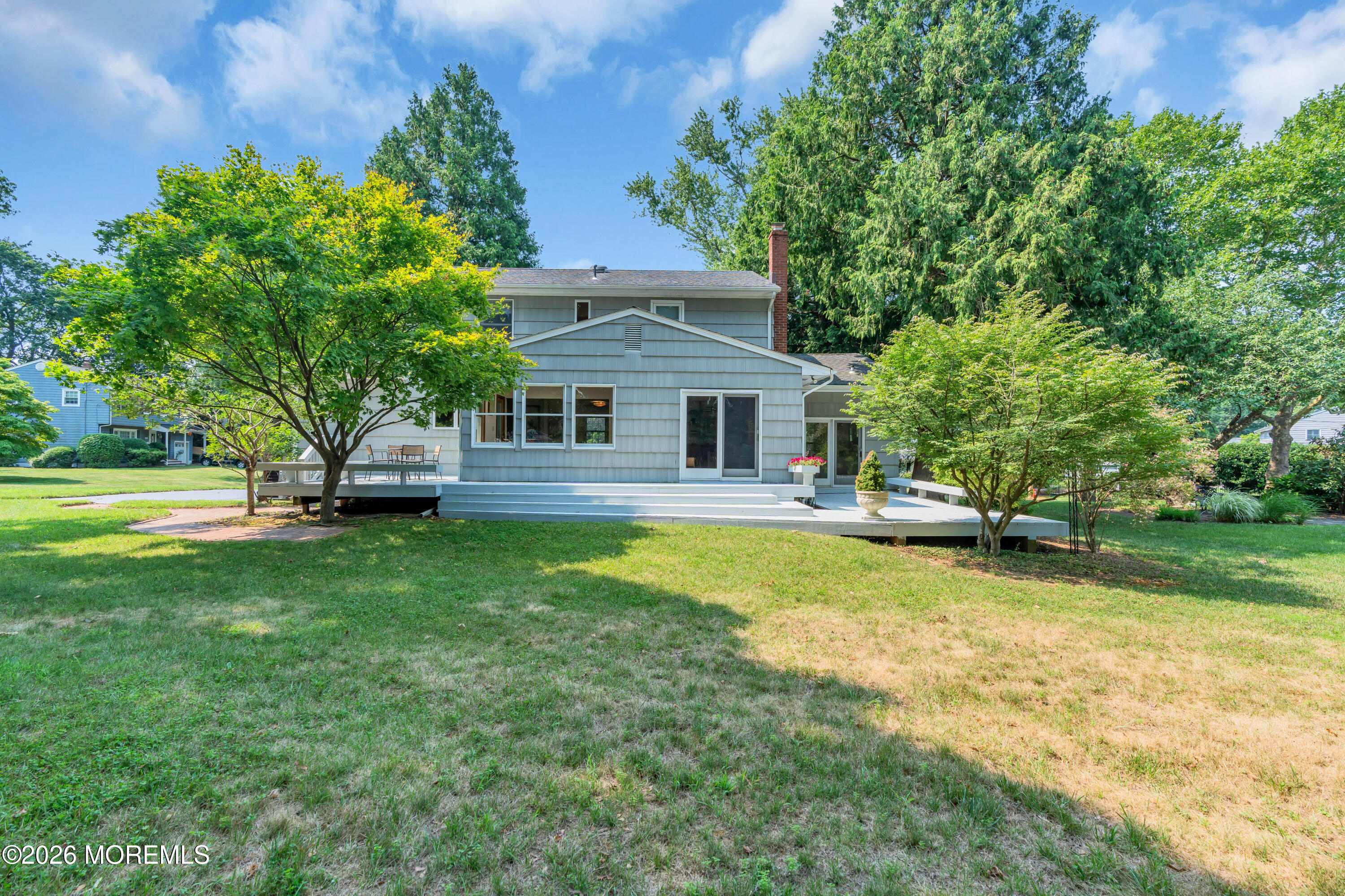27 Circle Lane Little Silver NJ 07739