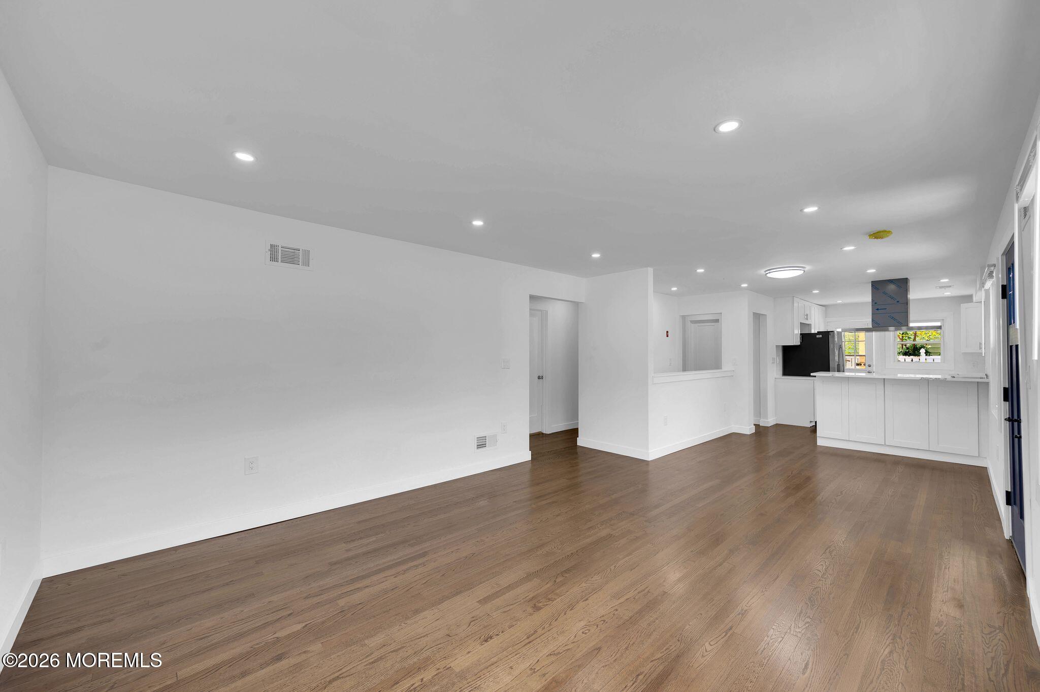 27 Terry Lane Tinton Falls NJ 07724