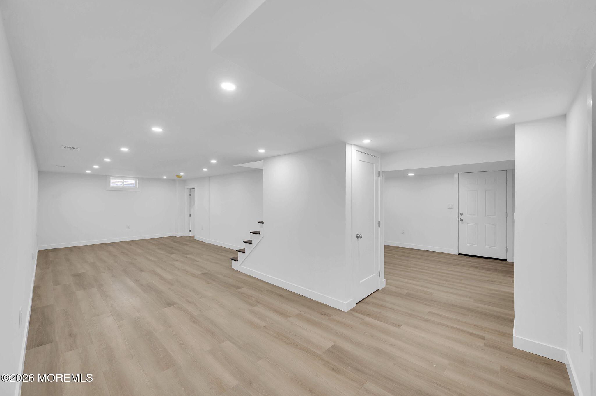 27 Terry Lane Tinton Falls NJ 07724