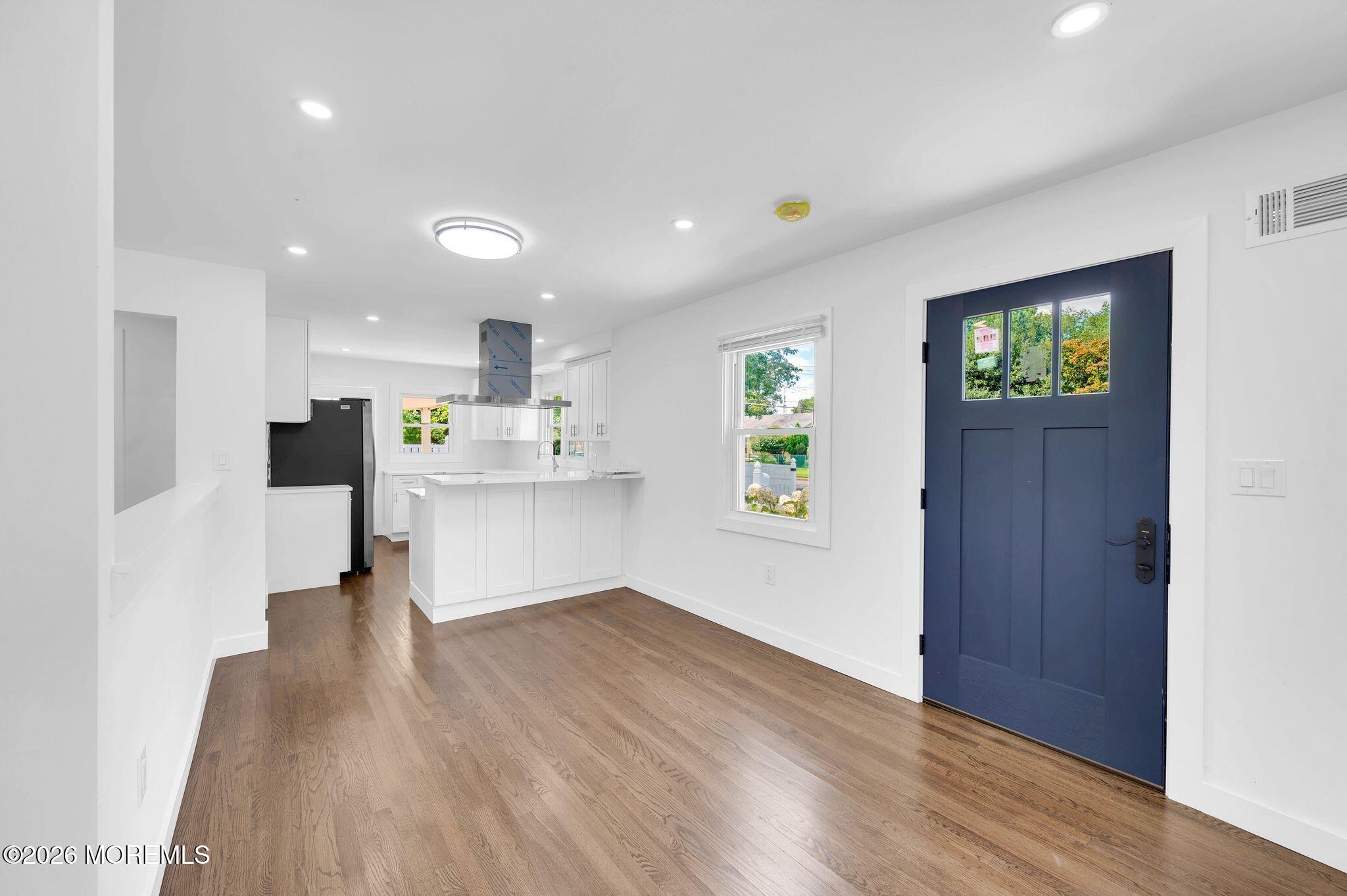 27 Terry Lane Tinton Falls NJ 07724