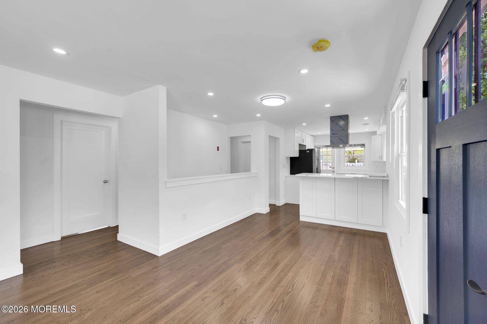 27 Terry Lane Tinton Falls NJ 07724