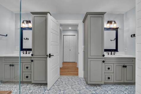 2 Tulip Tree Lane Rumson NJ 07760
