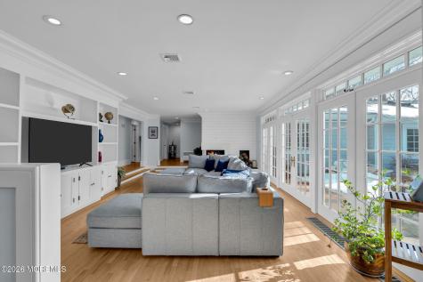 2 Tulip Tree Lane Rumson NJ 07760