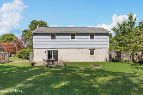 31 W Shore Drive Southampton NJ 08088