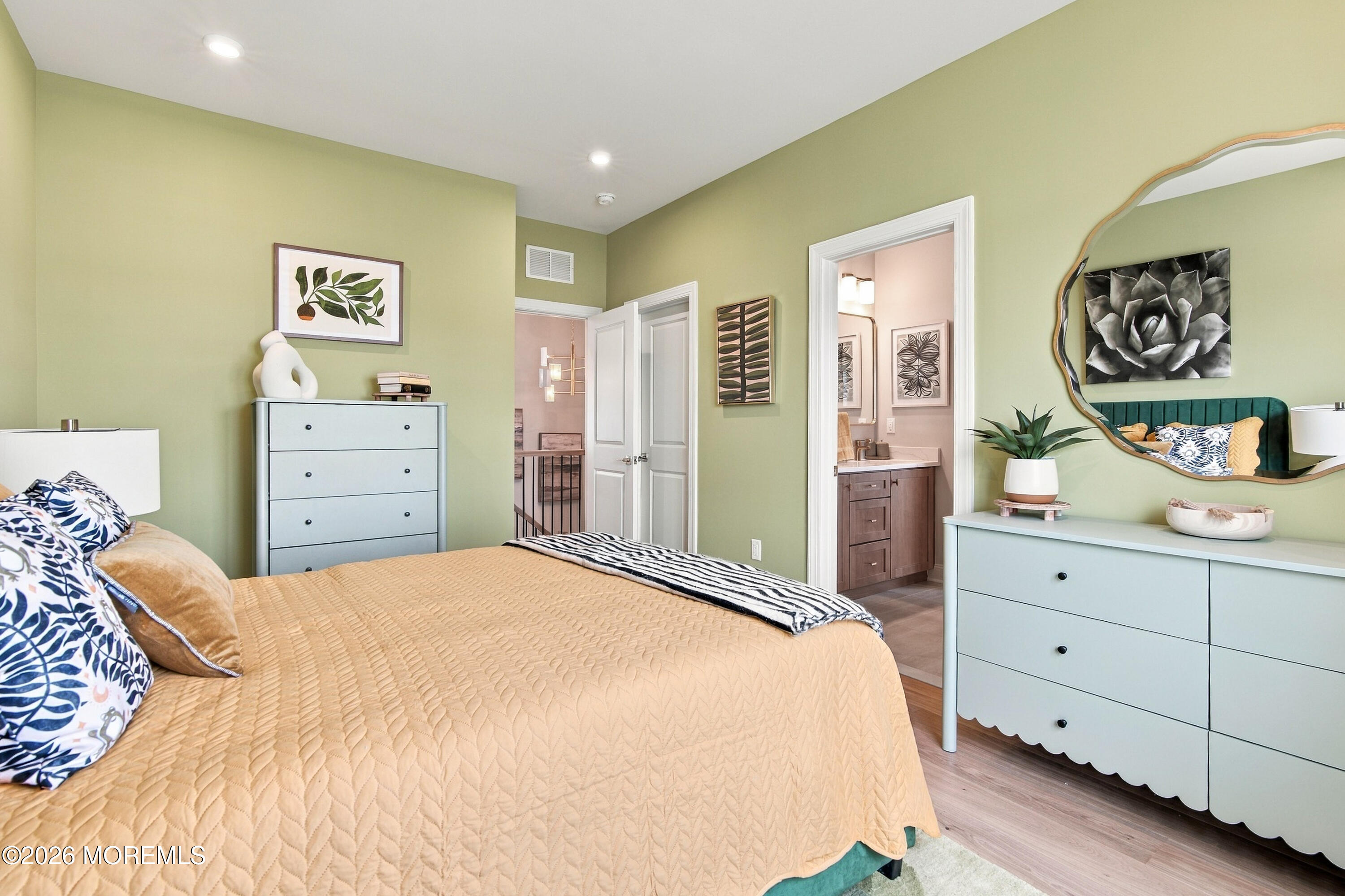 53 Mitchell Court Manalapan NJ 07726