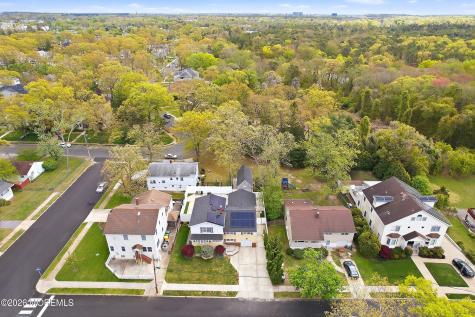 117 E Caranetta Drive Lakewood NJ 08701